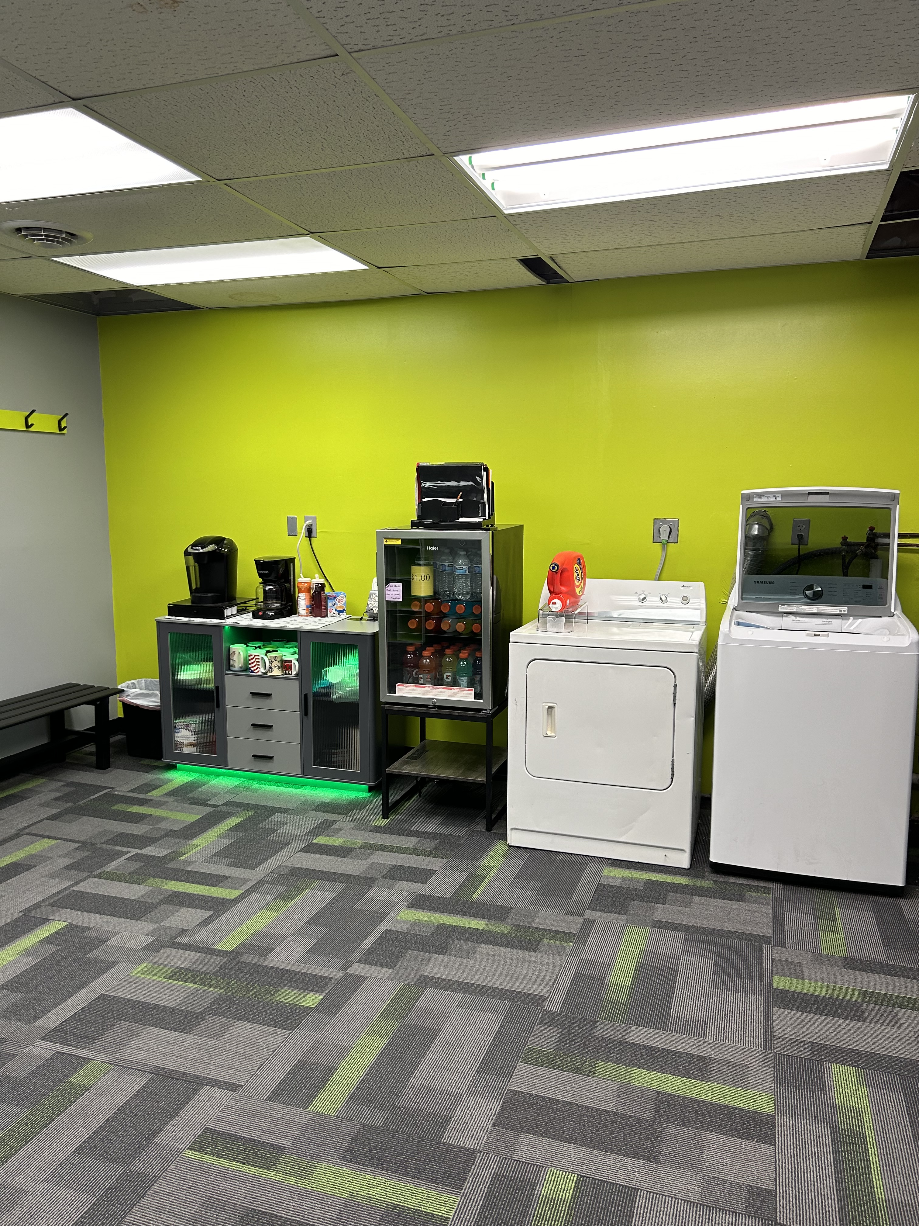 Open Gym and Equipment – Heinsite Fitness
